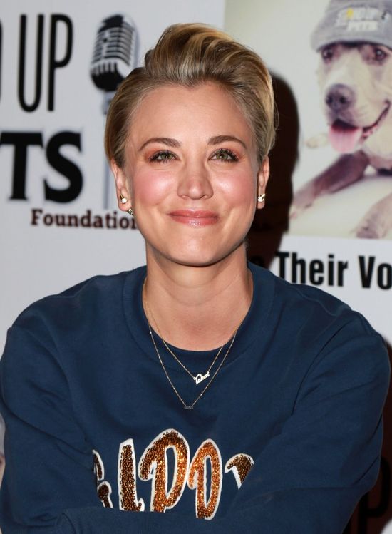Kaley Cuoco sama boi się siebie, gdy nie ma makijażu? 