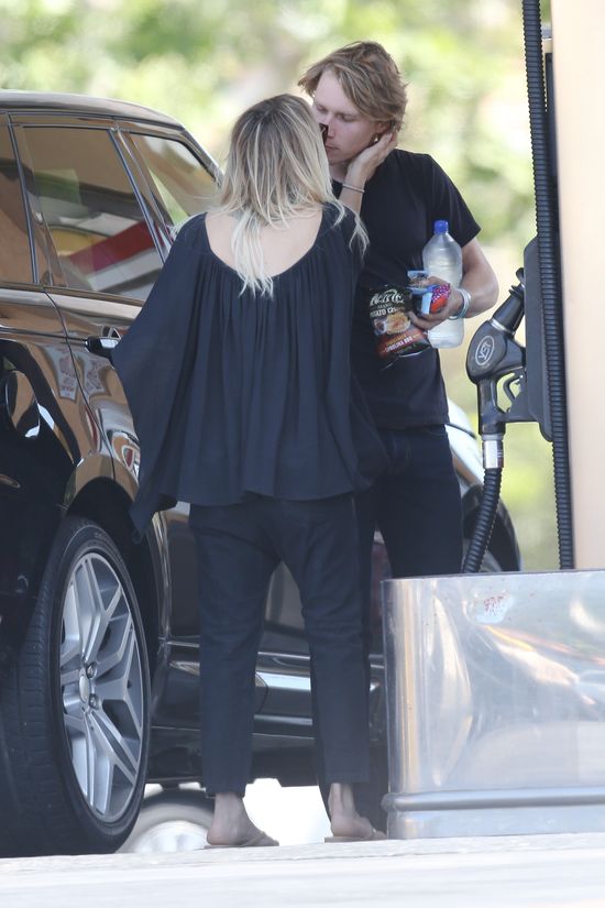 Kaley Cuoco znalazła już NOWEGO CHŁOPAKA! Kaley Cuoco znalazła już NOWEGO CHŁOPAKA!