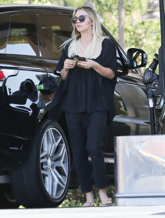 Kaley Cuoco znalazła już NOWEGO CHŁOPAKA!