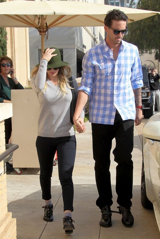 Kaley Cuoco i Ryan Sweeting zamieszkali razem po... Kaley Cuoco i Ryan Sweeting zamieszkali razem po...