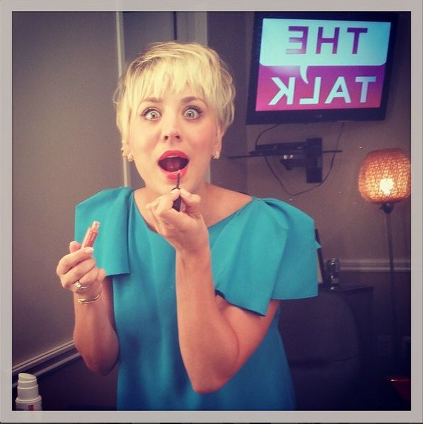 Zastanówcie się, czy chcecie zobaczyć Kaley Cuoco... (FOTO)