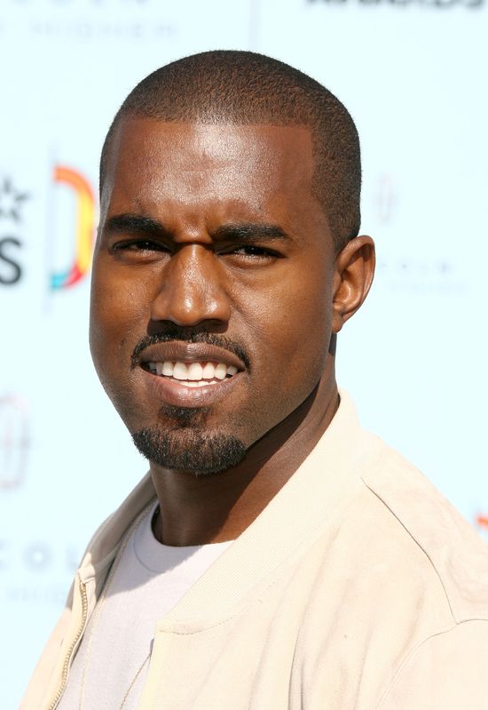 Kanye West pomoże siostrom Jenner