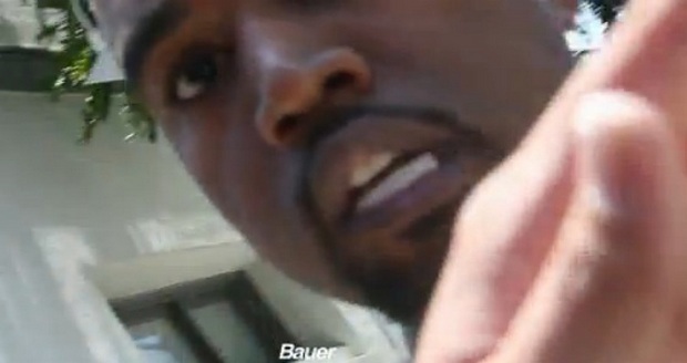 Kanye West wpadł w furię (VIDEO) Kanye West wpadł w furię (VIDEO)