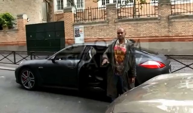 Kanye West jest... miły dla paparazzi! (VIDEO)