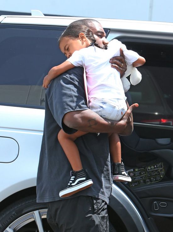 Kanye West walczy o tytuł najseksowniejszego tatusia w Hollywood? Kanye West walczy o tytuł najseksowniejszego tatusia w Hollywood?