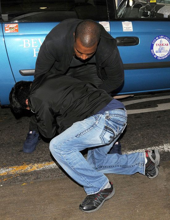 Kanye West nie chce pokazać dziecka przez paparazzi