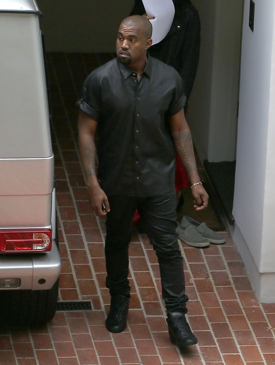 Kim Kardashian błaga Kanye, by przyszedł na baby shower Kim Kardashian błaga Kanye, by przyszedł na baby shower