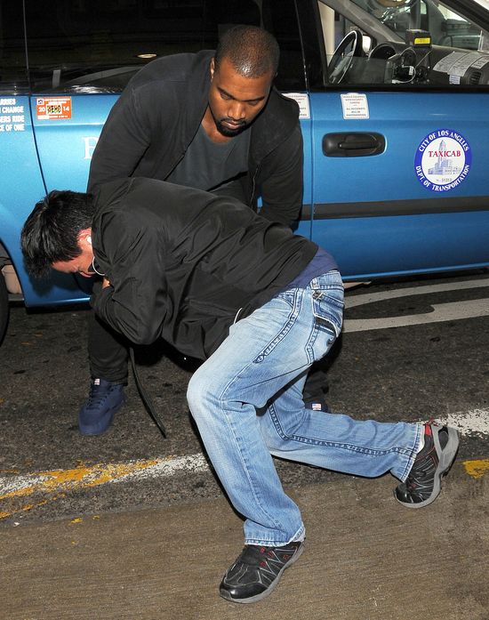 Kanye West POBIŁ paparazzi (FOTO)