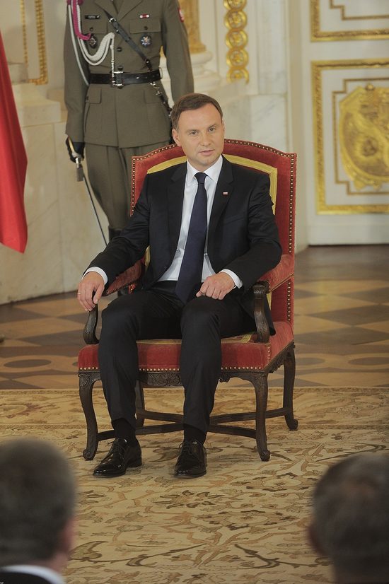 Jak Agata i Kinga Duda wypadły na nadaniu orderów? Jak Agata i Kinga Duda wypadły na nadaniu orderów?