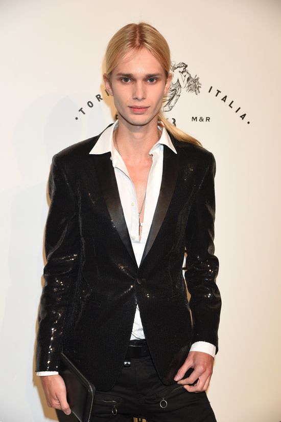 Teledysk do piosenki Mateusza Magi wywołał hejt