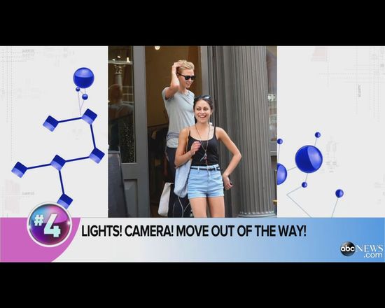 Kara Dudley wykorzystała sytuację i zapozowała do zdjęć