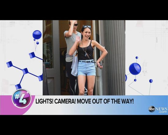 Kara Dudley wykorzystała sytuację i zapozowała do zdjęć