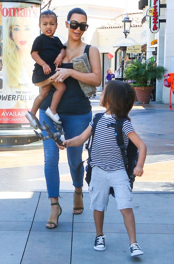 Kourtney nie poleciała do Armenii przez Kim?