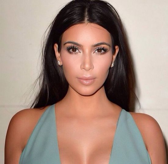 Wizażyści Kardashianek zdradzają sekrety celebrytek!