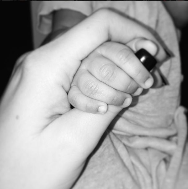 Kim Kardashian przybywa na ratunek siostrze