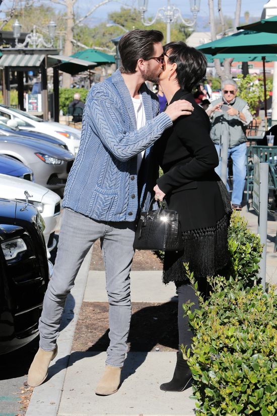 Koniec kryzysu Kourtney i Scotta czy pokazówka? (FOTO) Koniec kryzysu Kourtney i Scotta czy pokazówka? (FOTO)