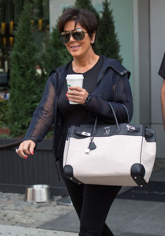 Klan Kardashianów ma ręce pełne pracy (FOTO) Klan Kardashianów ma ręce pełne pracy (FOTO)
