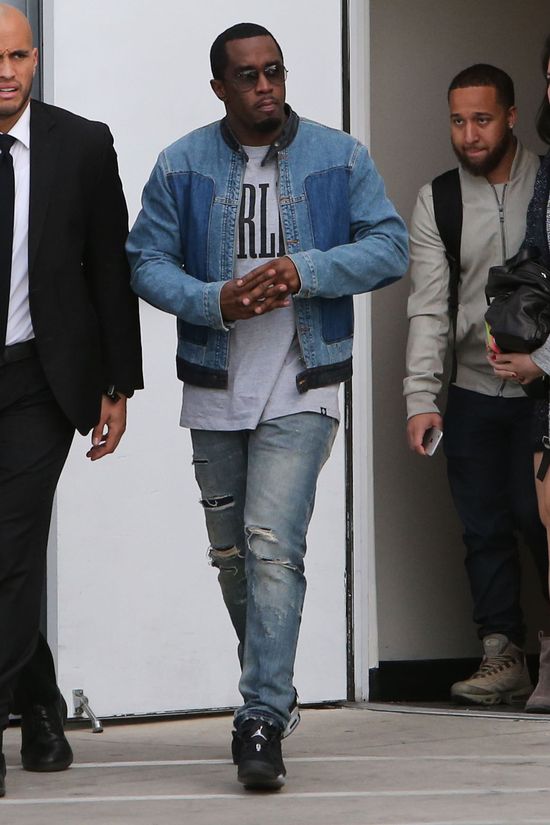 Show musi trwać! Kardashianki pokazują, co mogą (FOTO) Show musi trwać! Kardashianki pokazują, co mogą (FOTO)