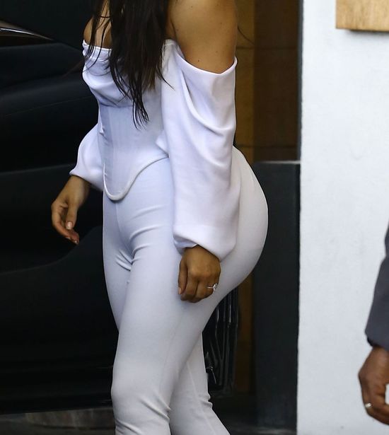 Zabrakło nam słów, by opisać nową stylówkę Kim Kardashian