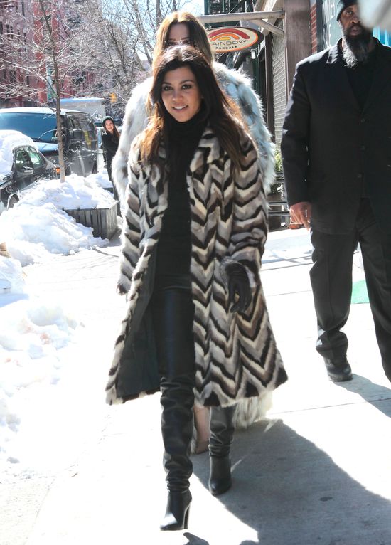 Kardashianki nie zatrudniają stylistów? (FOTO)