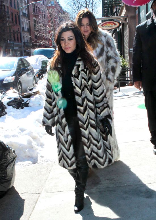 Kardashianki nie zatrudniają stylistów? (FOTO)