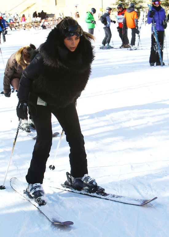Kim Kardashian i na nartach (FOTO)  