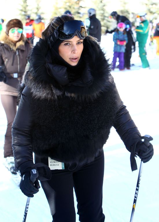 Kim Kardashian i na nartach (FOTO)  