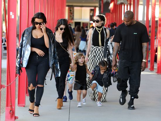 Rodzinna ustawka w wydaniu Kardashianów (FOTO)