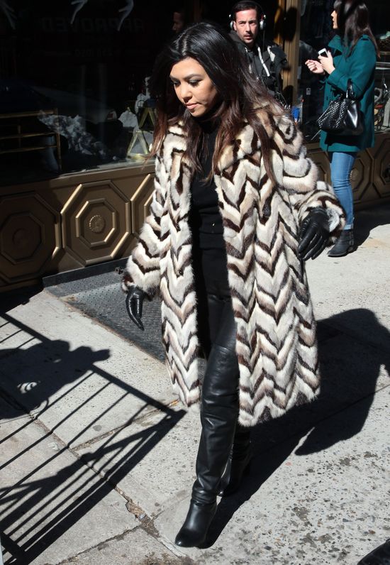 Kardashianki nie zatrudniają stylistów? (FOTO)