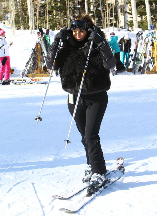 Kim Kardashian i na nartach (FOTO)  