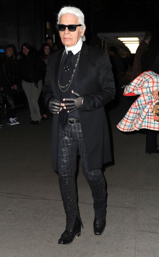 Karl Lagerfeld ma SIOSTRĘ! 