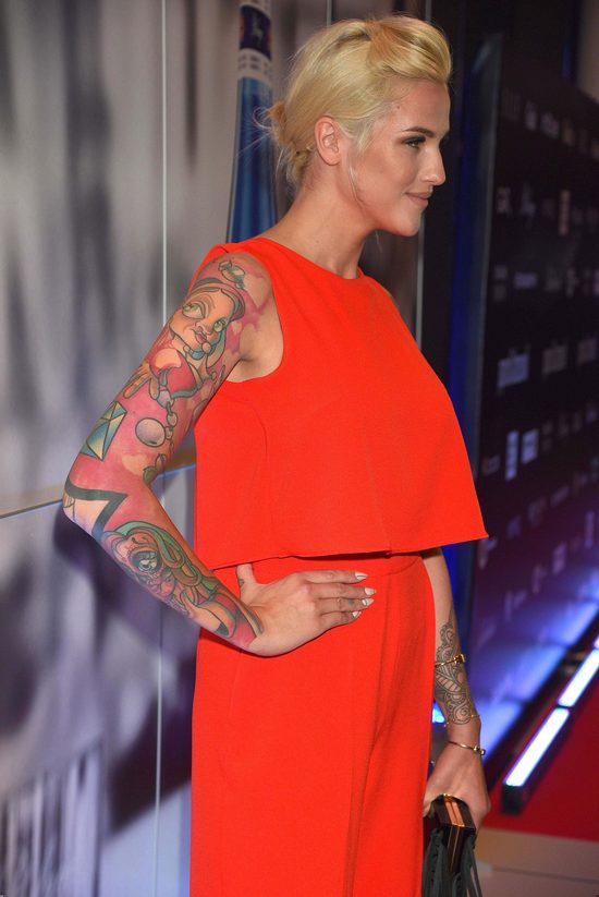 Nie zgadniecie, ile czasu Karolina Gilon spędziła w salonie tatuażu (Instagram)