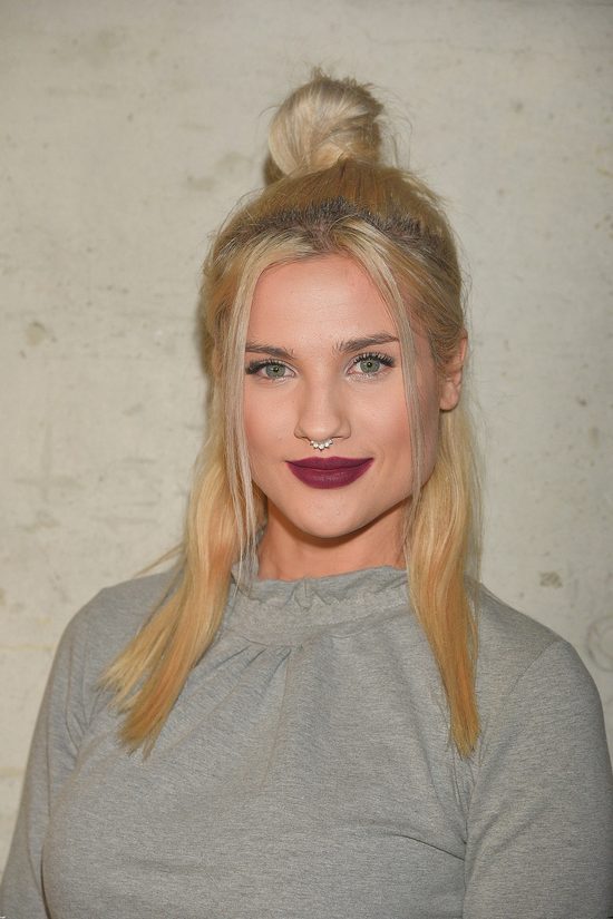 Karolina Gilon pochwaliła się nową fryzurą (Instagram) Karolina Gilon pochwaliła się nową fryzurą (Instagram)