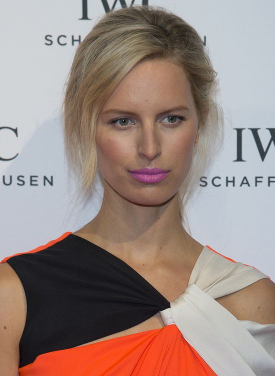 Anja Rubik bez stanika kontra Karolina Kurkova w oranżu FOTO