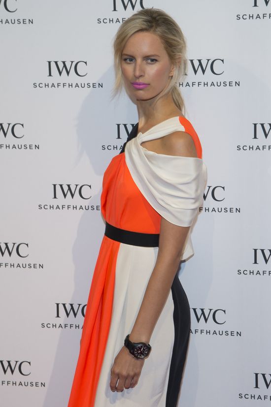 Anja Rubik bez stanika kontra Karolina Kurkova w oranżu FOTO