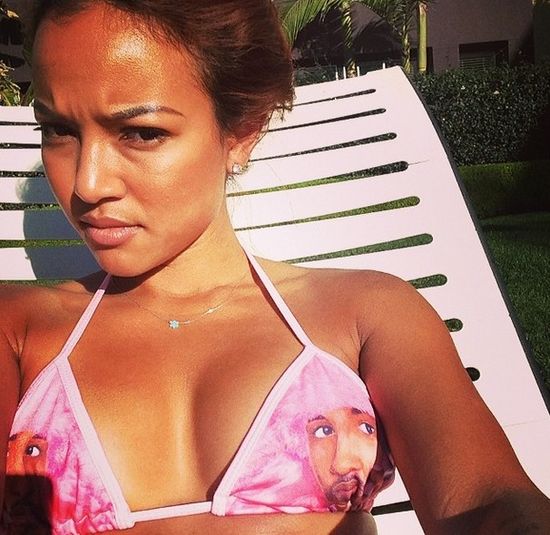 Śliczna modelka oszpeciła się fryzurą! Śliczna modelka oszpeciła się fryzurą!