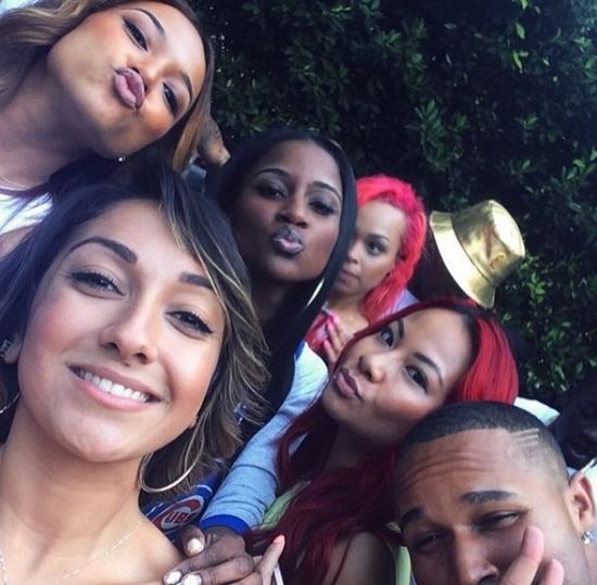 Chris Brown świetuje urodziny z gwiazdami porno (FOTO) Chris Brown świetuje urodziny z gwiazdami porno (FOTO)