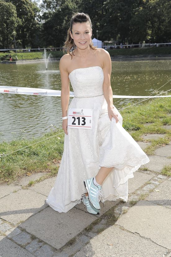 Pobiegły w sukniach ślubnych (FOTO)