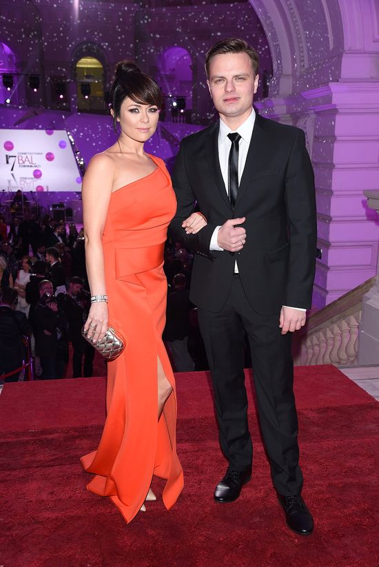 Kasia Cichopek postawiła na grzywkę (FOTO) Kasia Cichopek postawiła na grzywkę (FOTO)