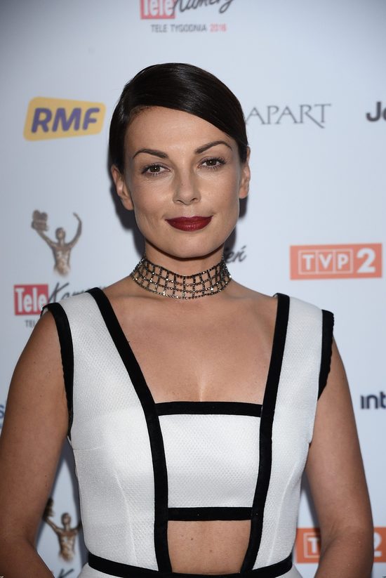 Katarzyna Glinka pokazała brzuszek na gali Telekamery 2016
