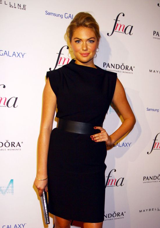 Kate Upton kontra Karlie Kloss (FOTO)