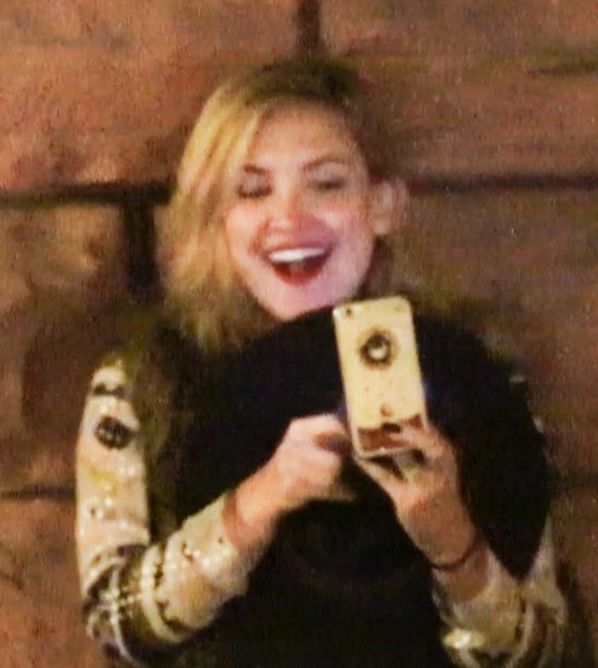 To, co robi Kate Hudson, daje do myślenia (FOTO)