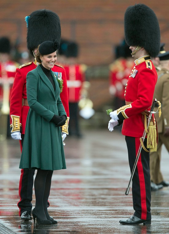 Księżna Middleton świętuje Dzień św. Patryka (FOTO) Księżna Middleton świętuje Dzień św. Patryka (FOTO)
