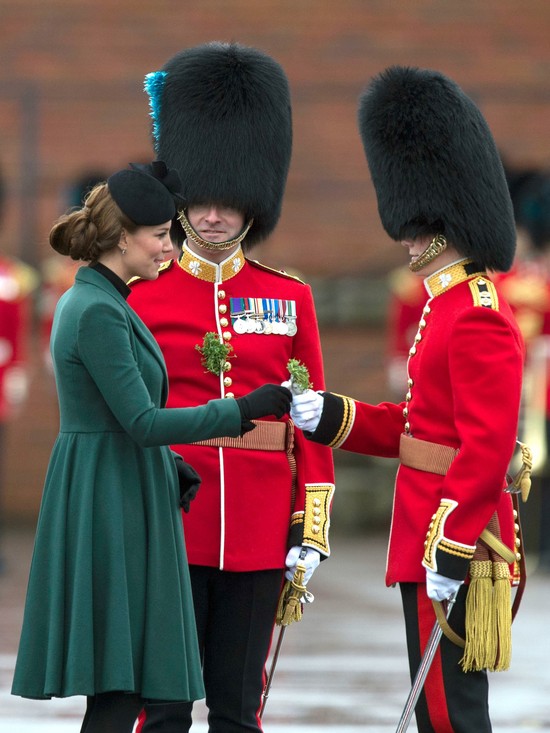 Księżna Middleton świętuje Dzień św. Patryka (FOTO) Księżna Middleton świętuje Dzień św. Patryka (FOTO)