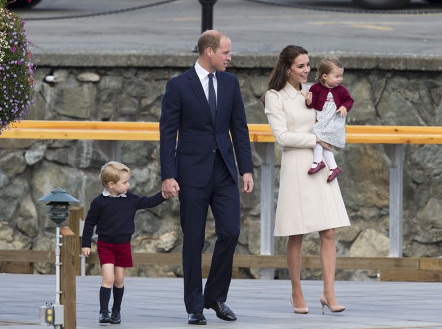 Lekarz odbierający poród Kate Middleton zdradza CHORE PROCEDURY Lekarz odbierający poród Kate Middleton zdradza CHORE PROCEDURY