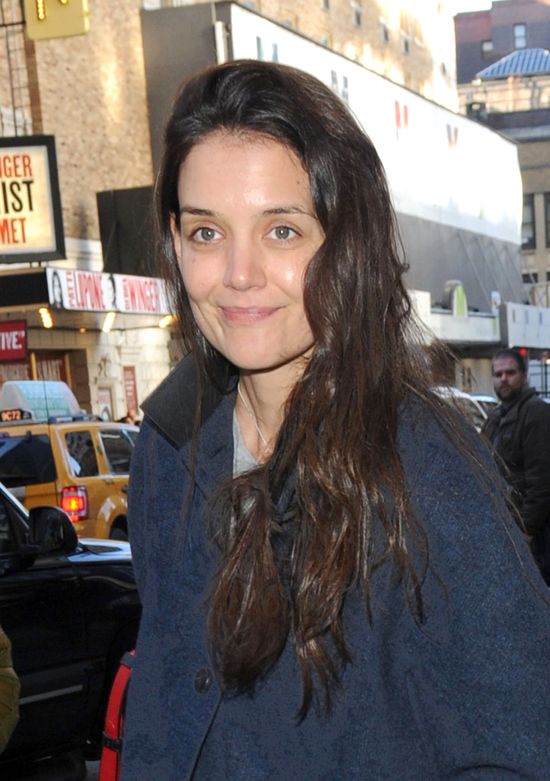 Katie Holmes reklamuje kosmetyki do makijażu (FOTO) Katie Holmes reklamuje kosmetyki do makijażu (FOTO)