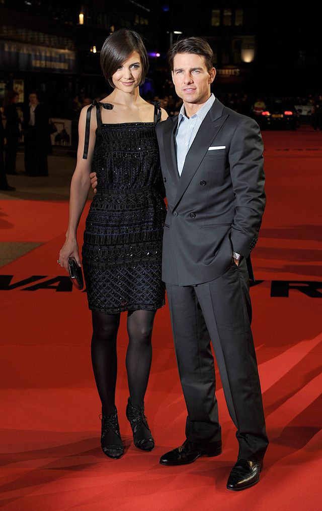 Katie zrobiła wielką SZOPKĘ. Wydała miliony, by nikt nie dowiedział się... Katie zrobiła wielką SZOPKĘ. Wydała miliony, by nikt nie dowiedział się...