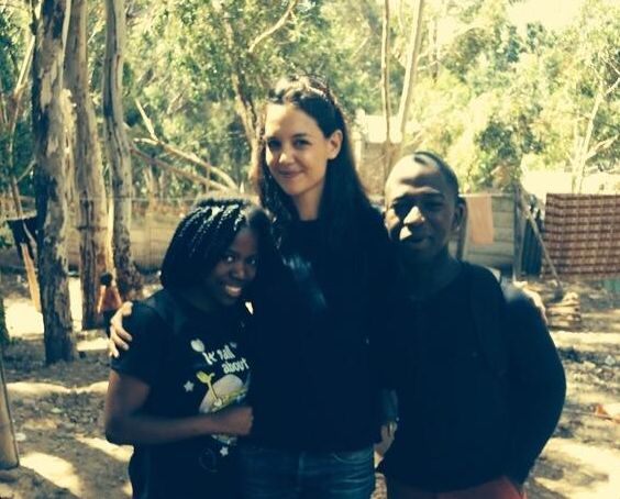 Katie Holmes udziela się charytatywnie (FOTO)