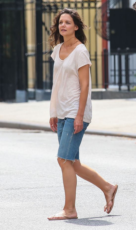 Radosna i wyluzowana Katie Holmes (FOTO) Radosna i wyluzowana Katie Holmes (FOTO)