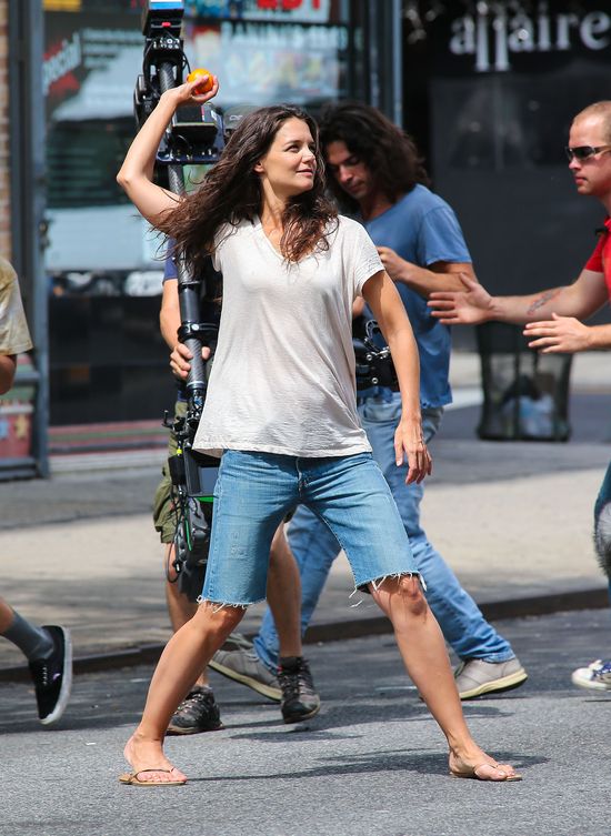 Radosna i wyluzowana Katie Holmes (FOTO) Radosna i wyluzowana Katie Holmes (FOTO)